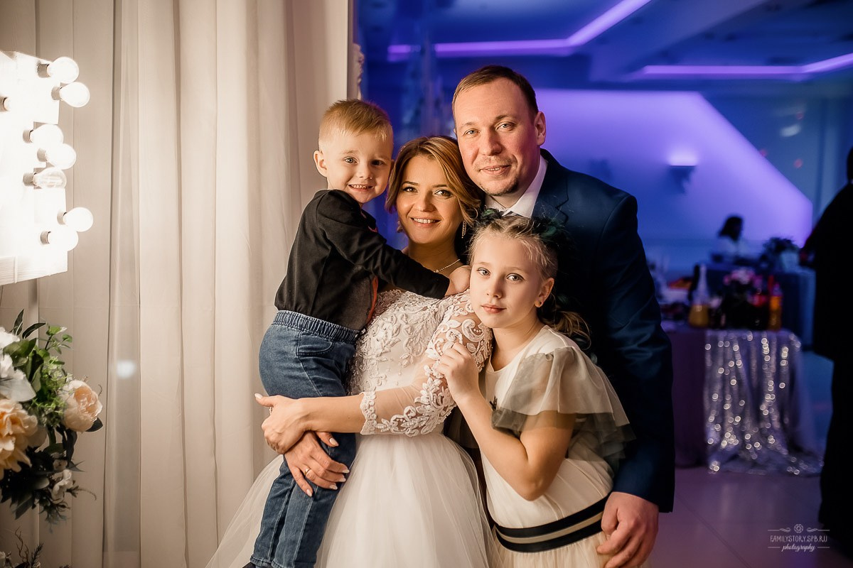 Свадебная фотосессия в интерьере: уют, фактура и свет как у старых мастеров. Свадебный фотограф — Санкт-Петербург (СПб) Питер