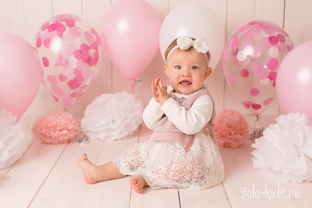 Фотографии на годик. Фотограф новорожденных в Екатеринбурге Анастасия Быдзина