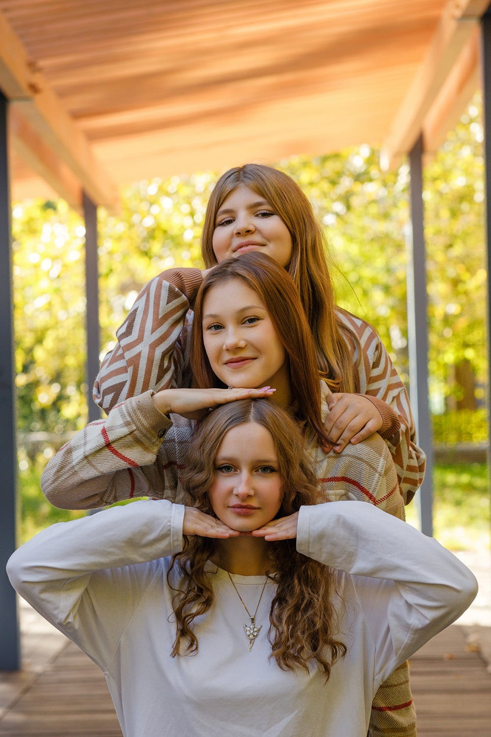 14 гимназия 9б: пример осенней фотосессии. СИГМА | Студия выпускных альбомов Красноярск