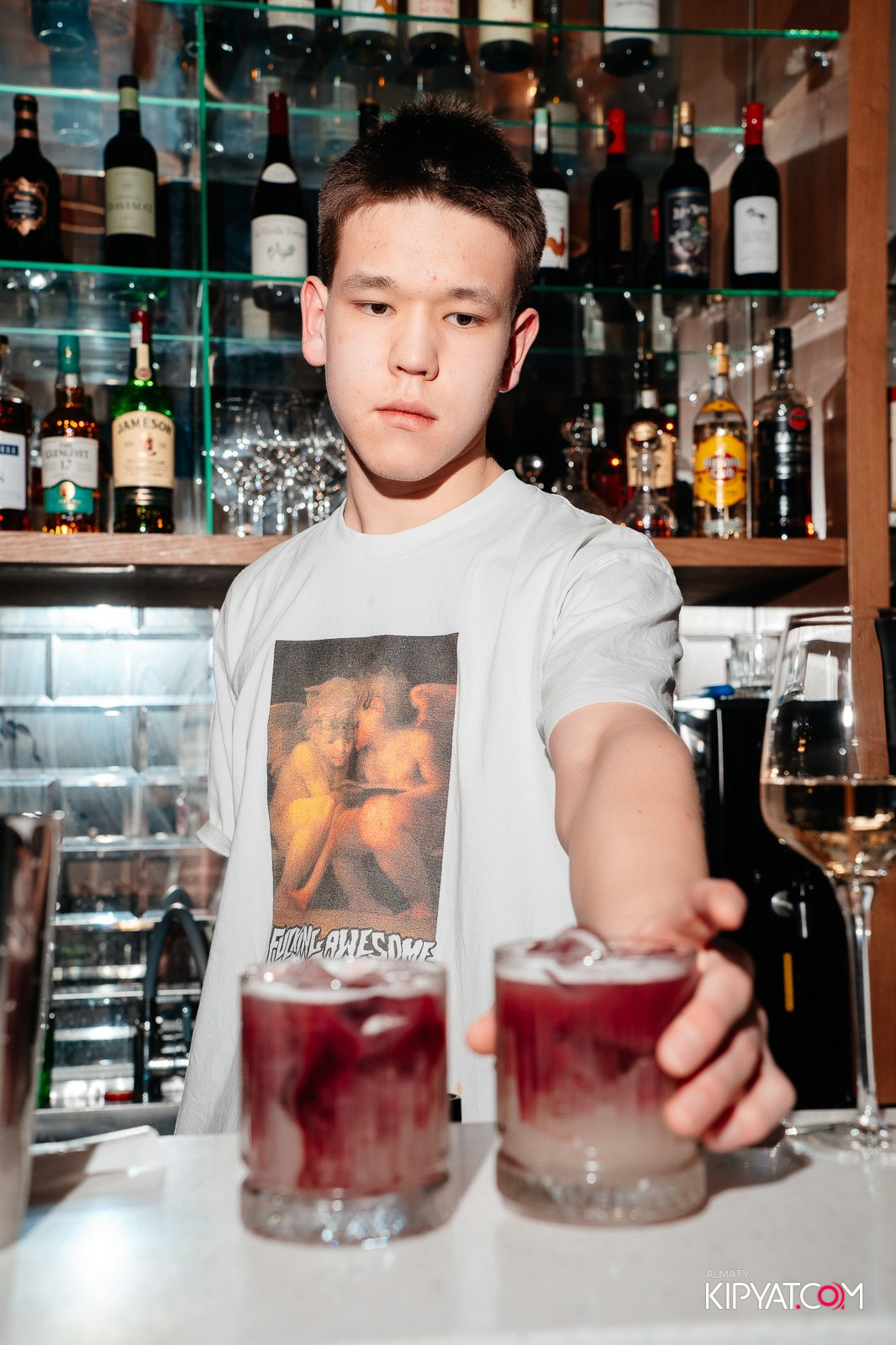 ДЕНЬ СВ.ВАЛЕНТИНА В РЕСТОРАНЕ AMICI. КИПЯТКОМ АЛМАТЫ!