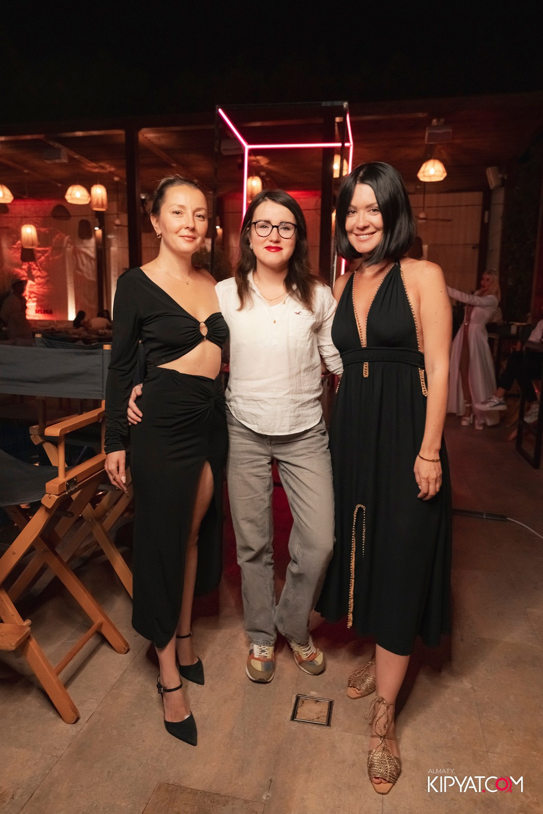 EDEN POOL & BAR. КИПЯТКОМ АЛМАТЫ!