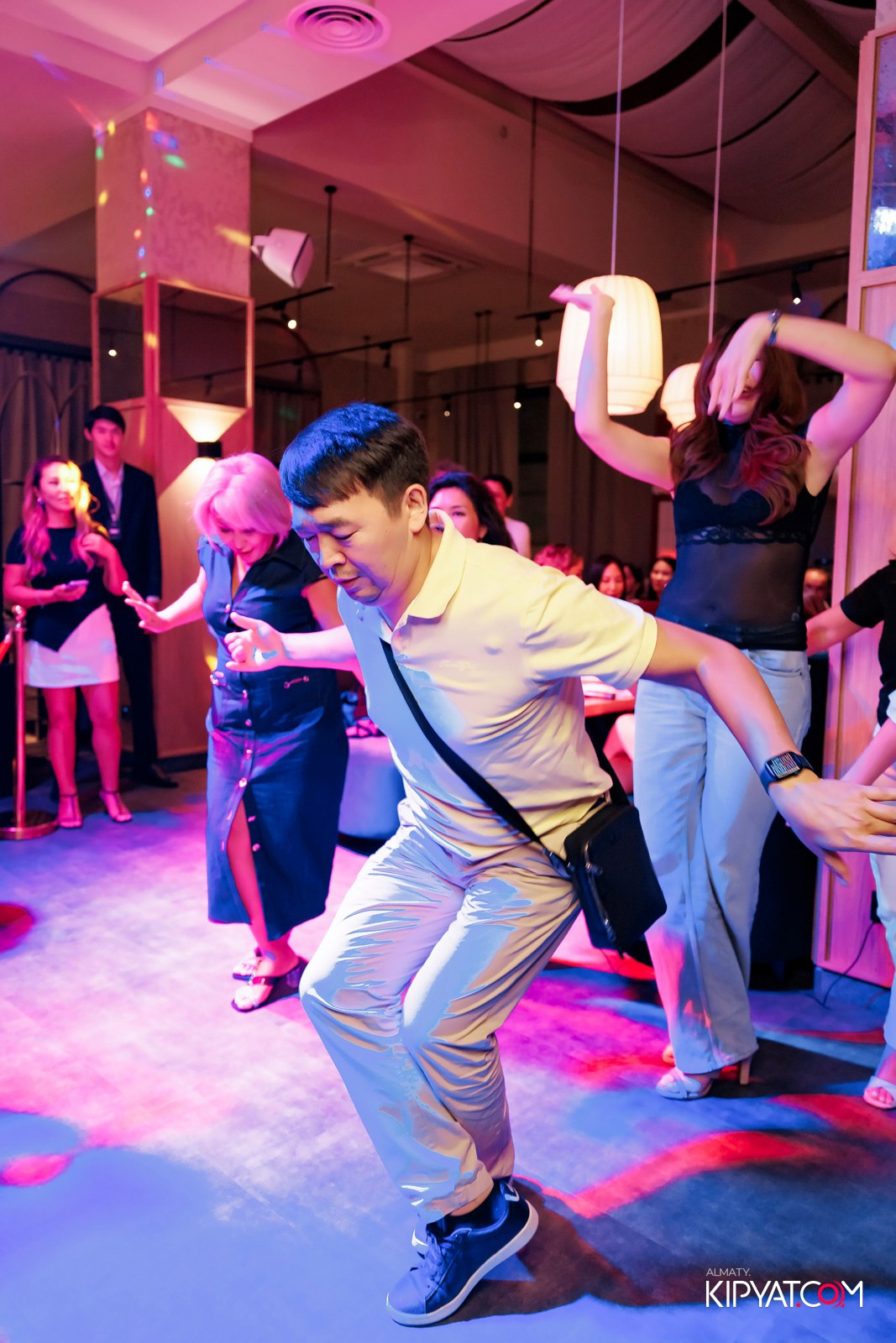 ALEM В PINTA НА ТУЛЕБАЕВА. КИПЯТКОМ АЛМАТЫ!