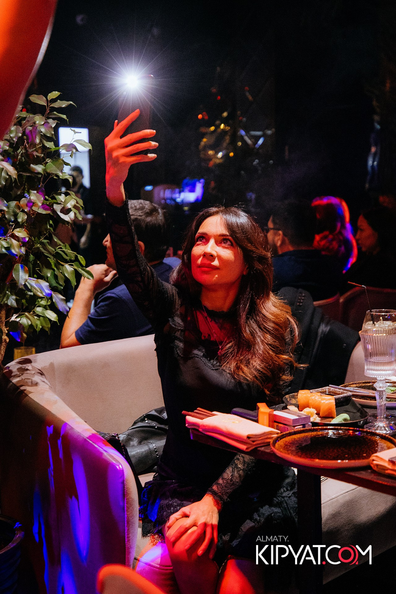 MOOD KARAOKE & TERRACE. КИПЯТКОМ АЛМАТЫ!