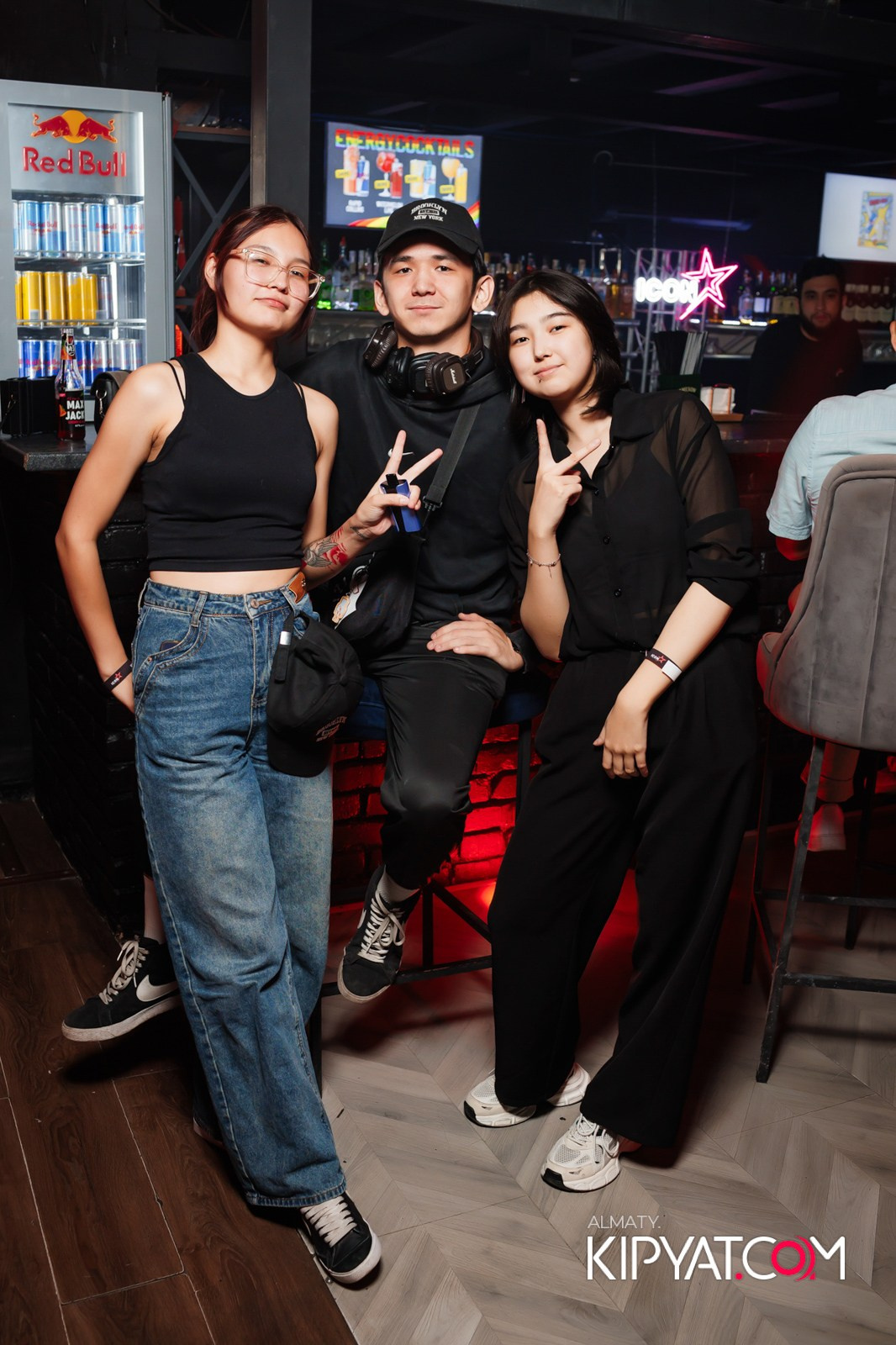 НОЧНОЙ КЛУБ ICON. КИПЯТКОМ АЛМАТЫ!