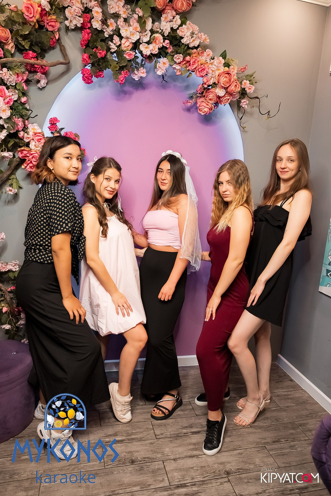 MYKONOS BAR. КИПЯТКОМ АЛМАТЫ!