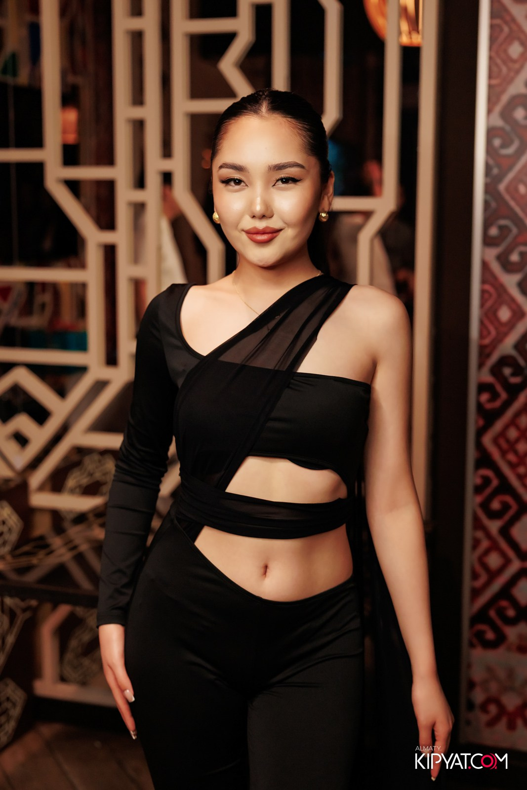 ЗАЯ, НА БИС. КИПЯТКОМ АЛМАТЫ!