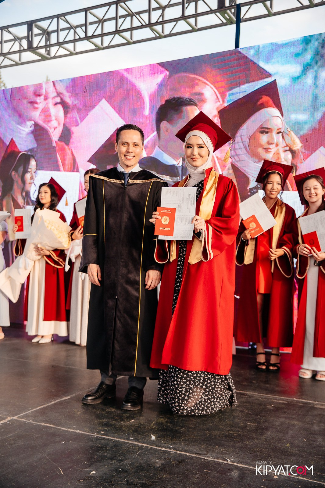 ВРУЧЕНИЕ ДИПЛОМОВ — НАРХОЗ КОЛЛЕДЖ. Part 4. КИПЯТКОМ АЛМАТЫ!