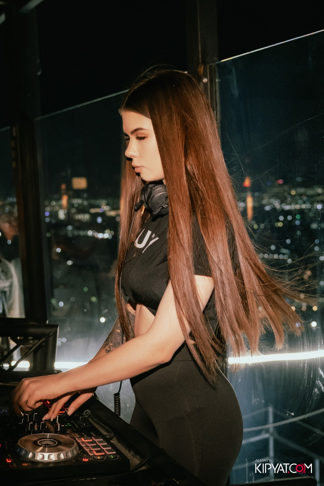 SUNQAR DJ ANNDI. КИПЯТКОМ АЛМАТЫ!