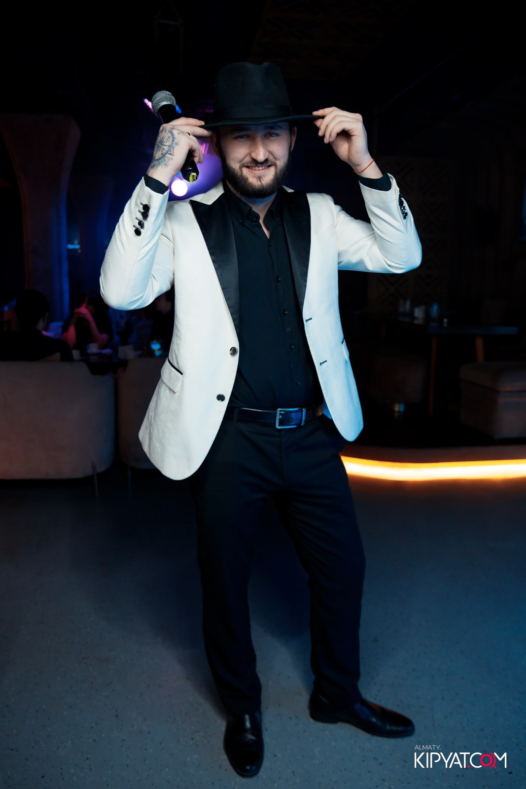 LAUREATE KARAOKE HALL. КИПЯТКОМ АЛМАТЫ!