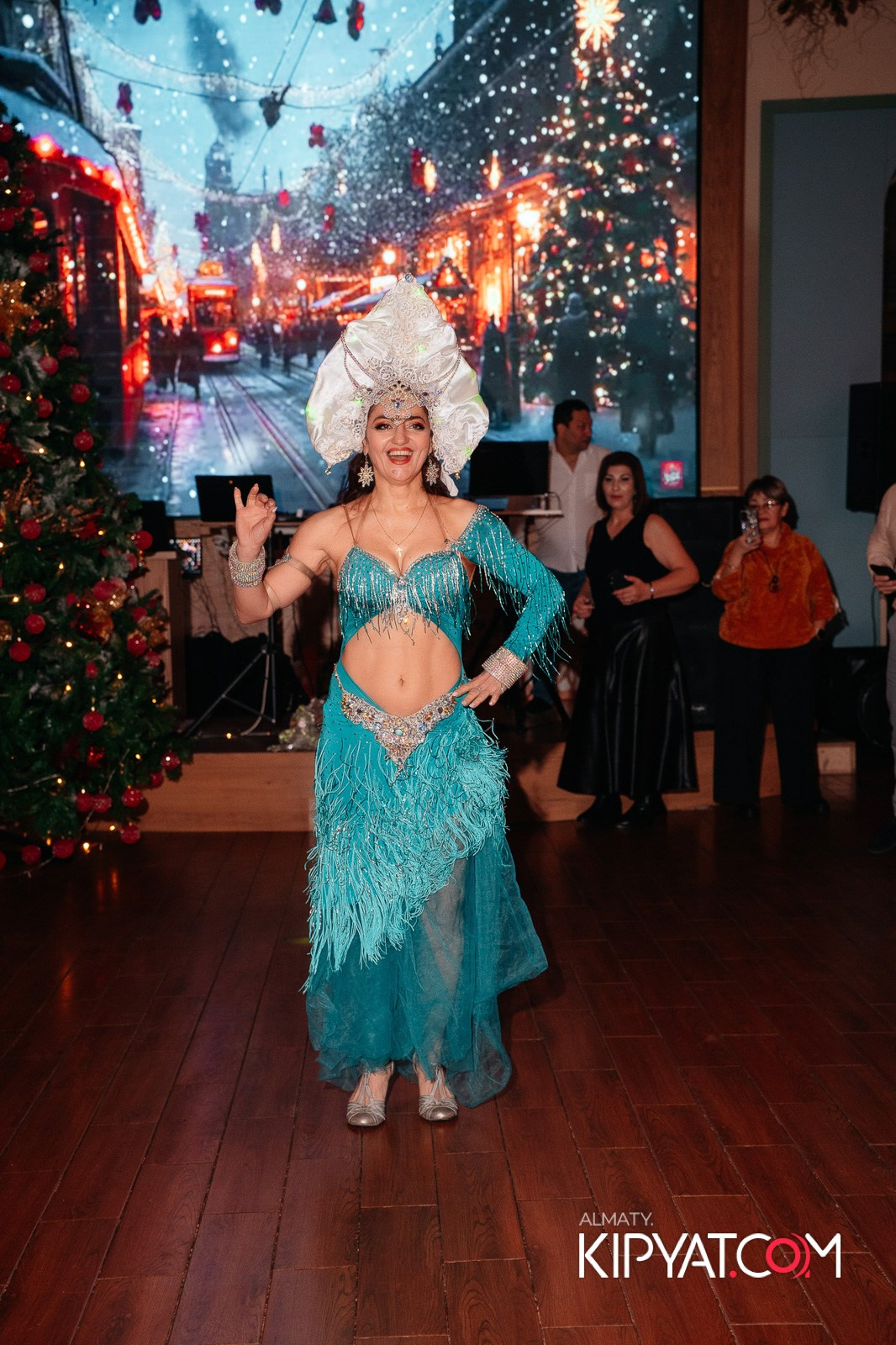 ГРУЗИНСКИЙ ДВОР НА КАБАНБАЙ БАТЫРА. КИПЯТКОМ АЛМАТЫ!