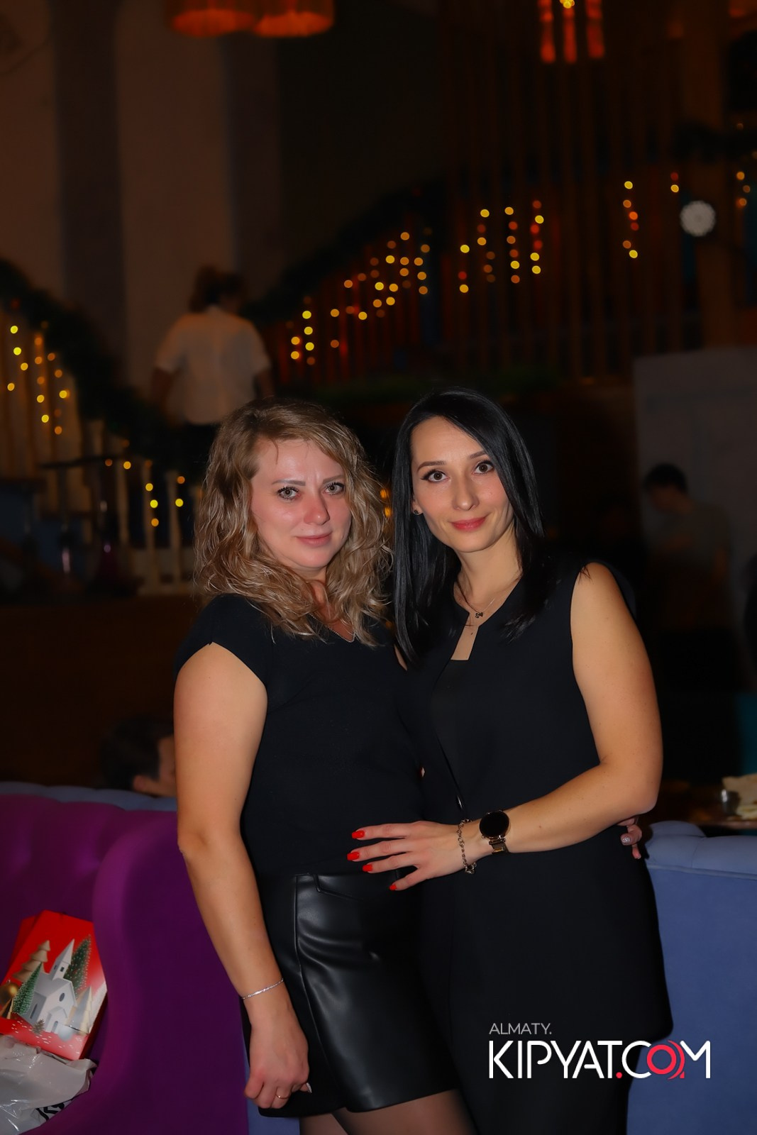 ГРУЗИНСКИЙ ДВОР НА КАБАНБАЙ БАТЫРА. КИПЯТКОМ АЛМАТЫ!