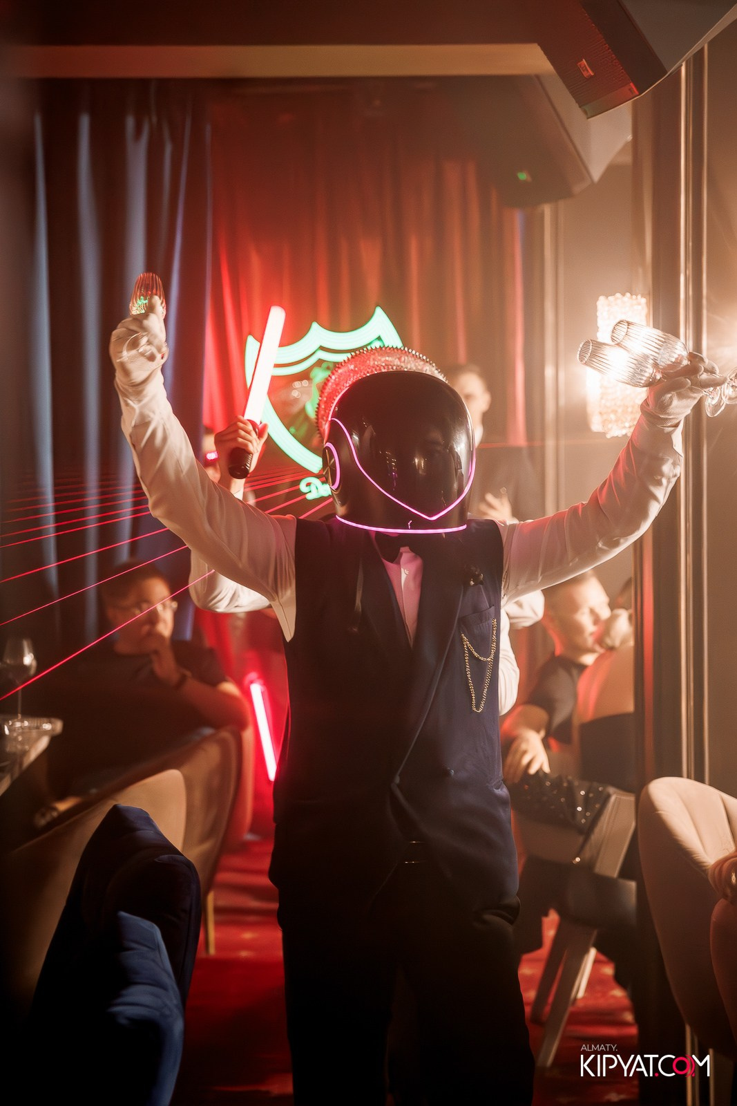 MARUV THE THEATER. КИПЯТКОМ АЛМАТЫ!