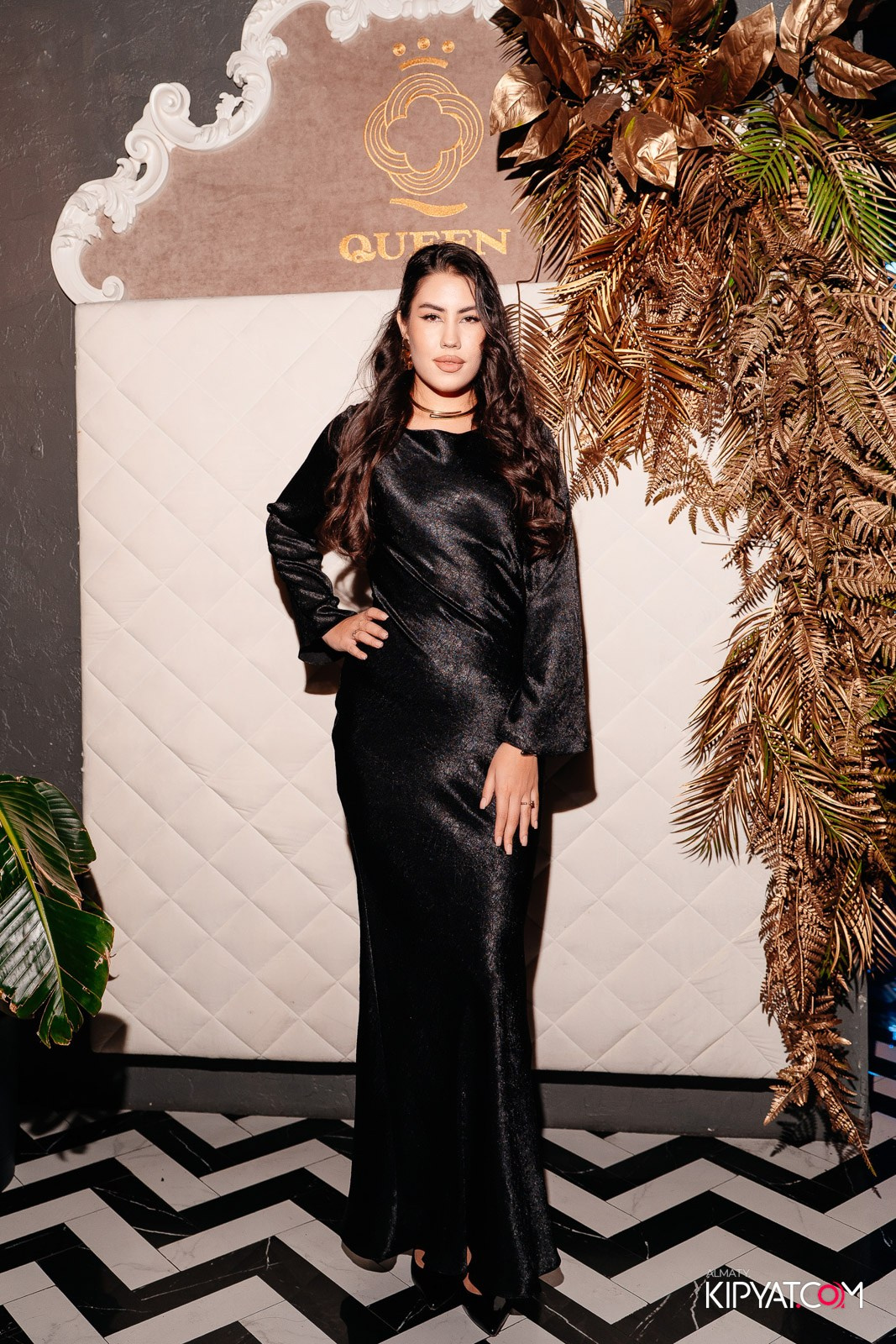 QUEEN. КИПЯТКОМ АЛМАТЫ!