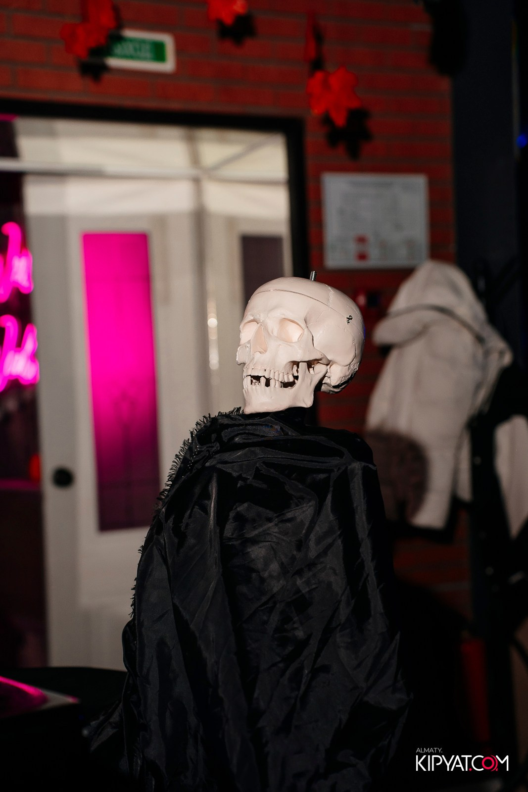 HALLOWEEN PARTY — THE WALL STREET. КИПЯТКОМ АЛМАТЫ!