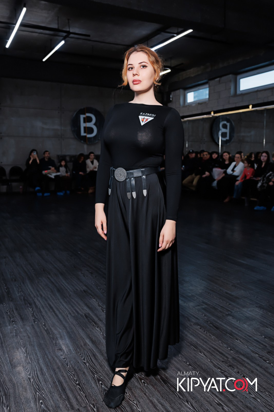 BLOCKBUSTER ТАНЦЕВАЛЬНАЯ АКАДЕМИЯ. КИПЯТКОМ АЛМАТЫ!