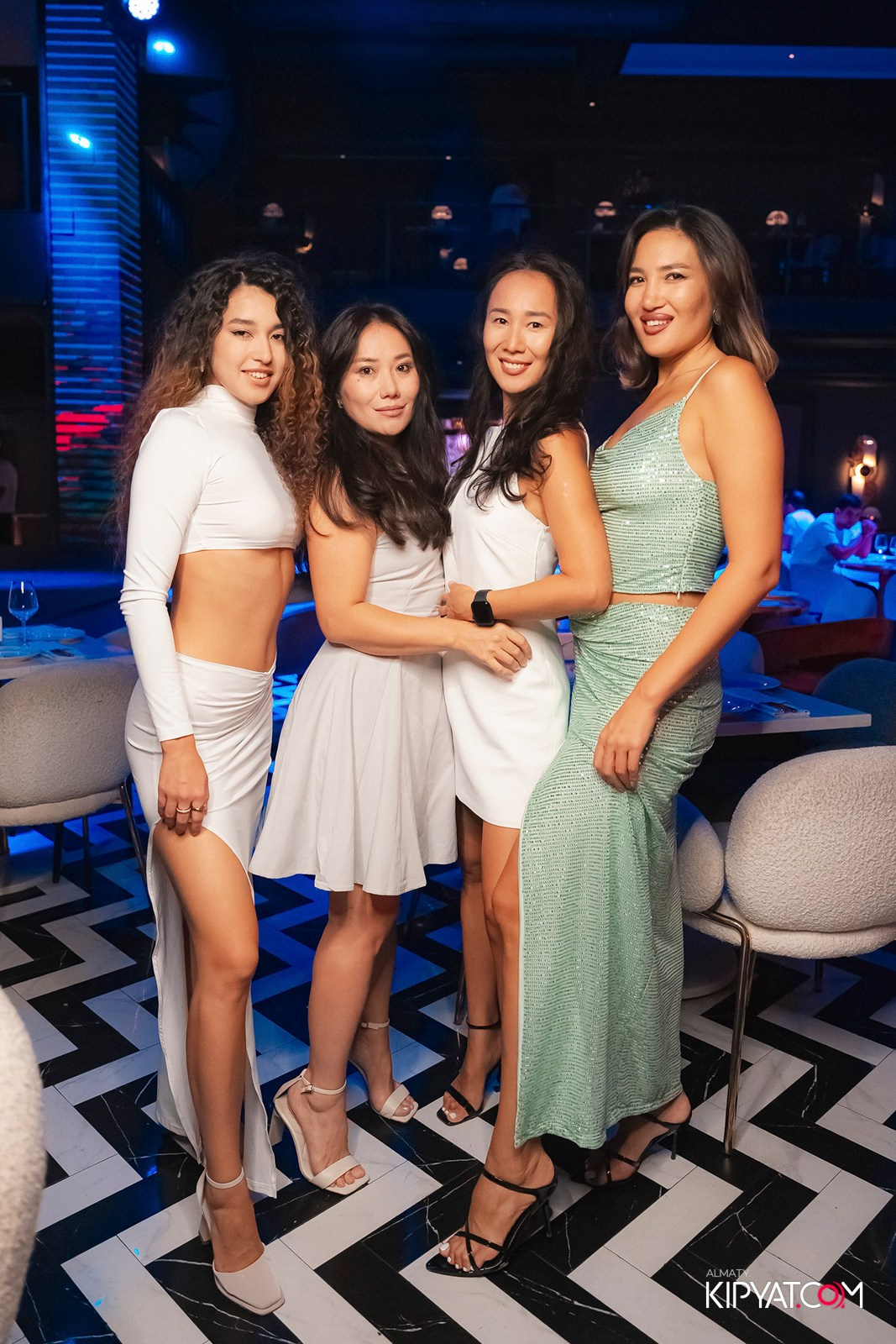 QUЕЕN. КИПЯТКОМ АЛМАТЫ!