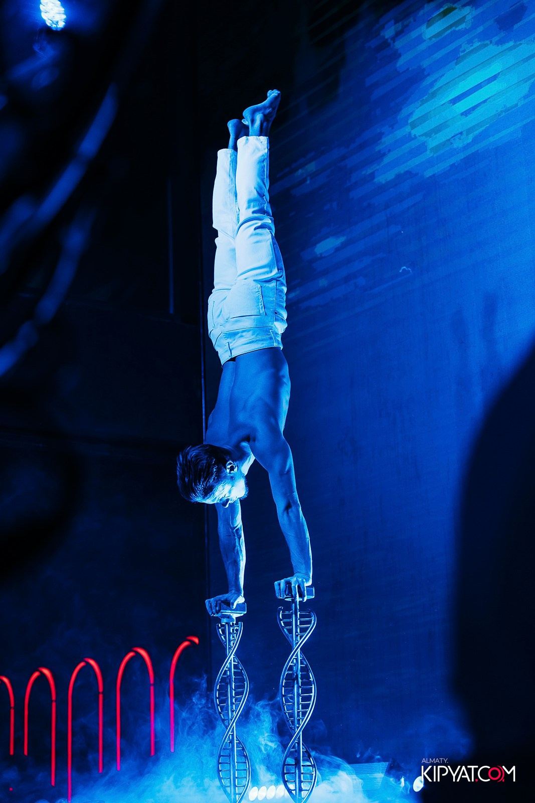 QUEEN. КИПЯТКОМ АЛМАТЫ!