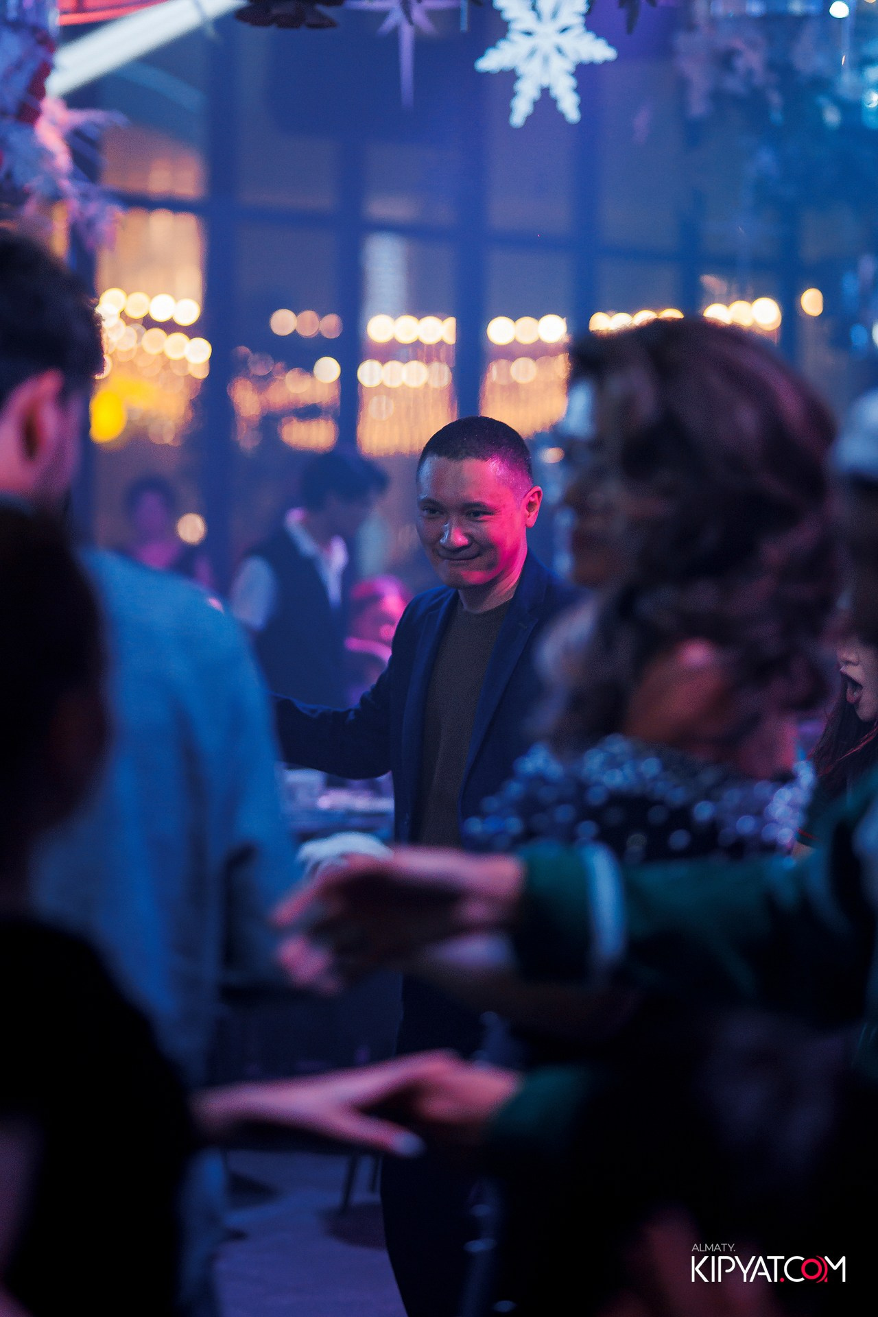 FRIENDS BAR & TERRACE. КИПЯТКОМ АЛМАТЫ! Фотосъемка мероприятий в Алматы