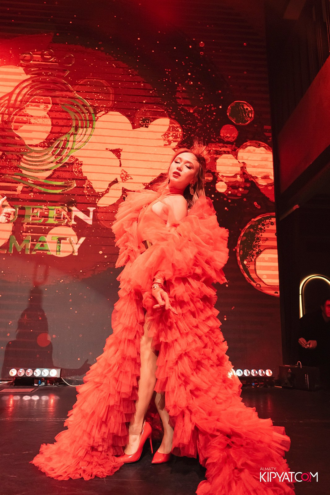 QUEEN. КИПЯТКОМ АЛМАТЫ!