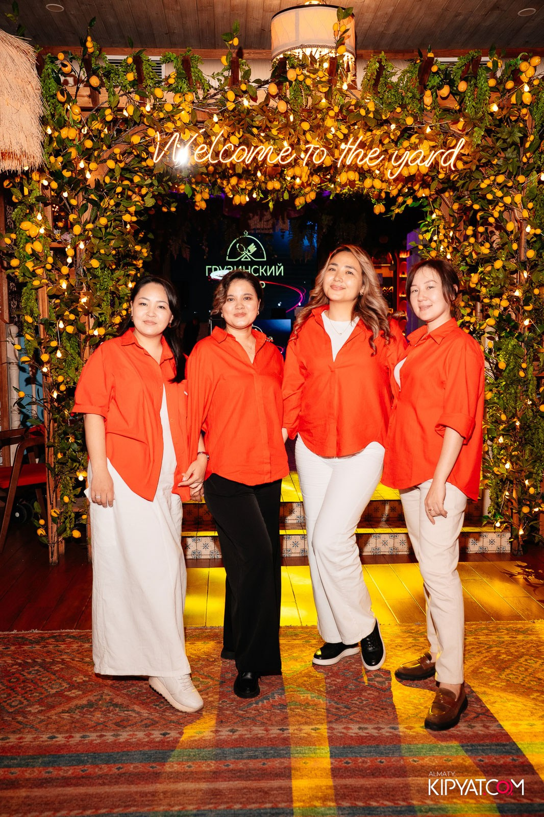 ГРУЗИНСКИЙ ДВОР НА КАБАНБАЙ БАТЫРА. КИПЯТКОМ АЛМАТЫ!