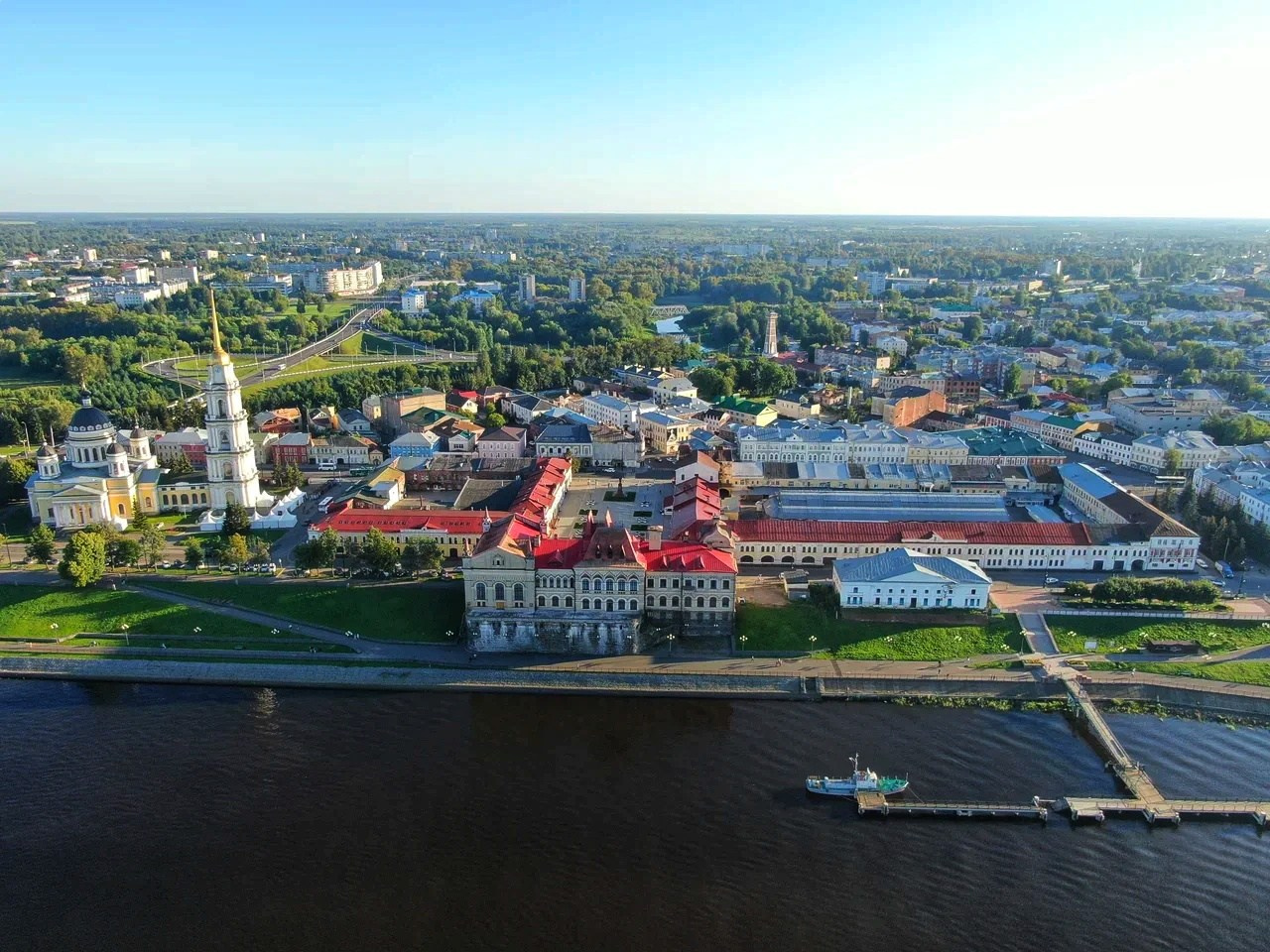 Аэросъёмка (фото). Фото и видеосъёмка в Ярославле | Грибов Медиа контент студия  — от 2500 ₽/час