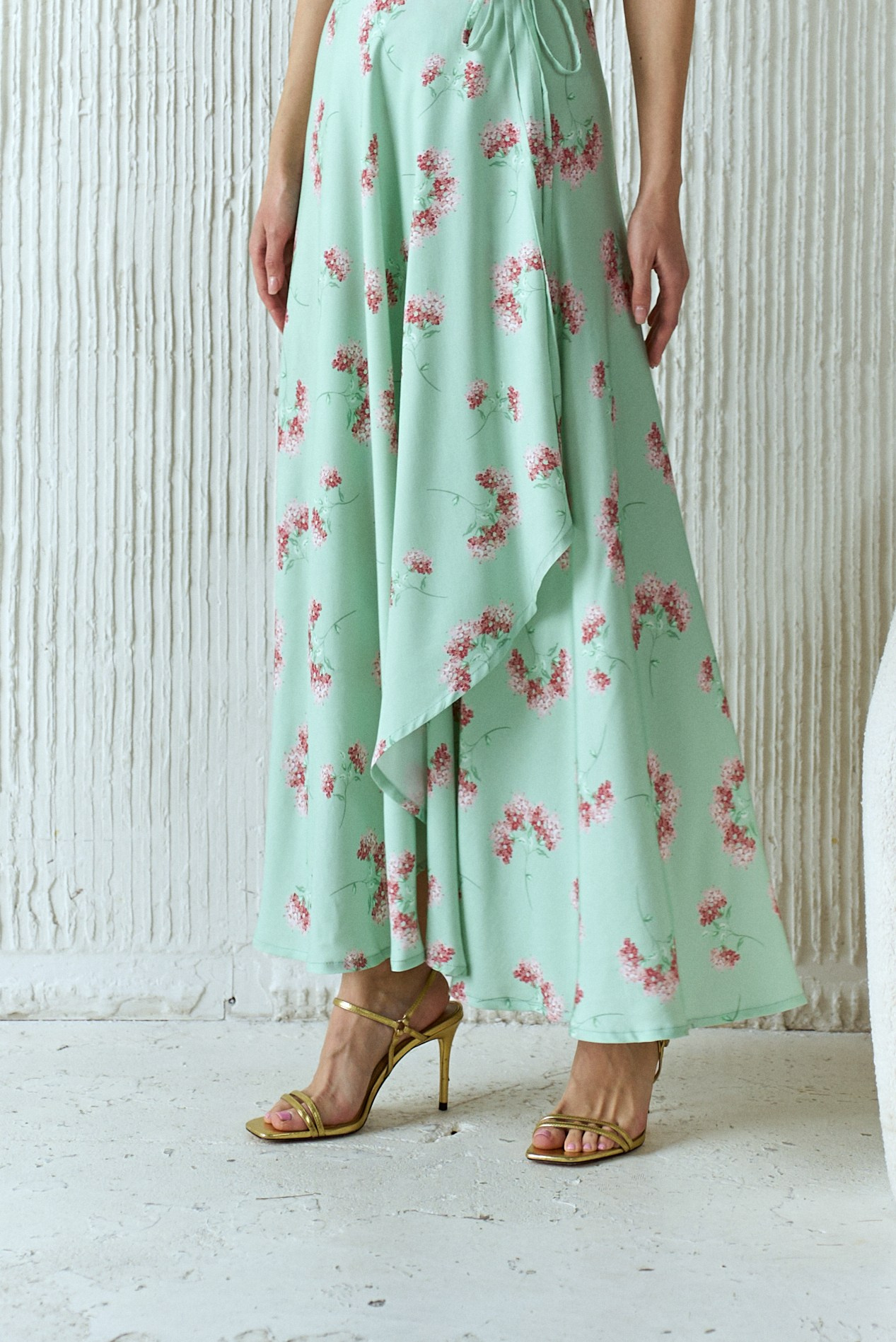 Каталог не на белом фоне. Фото и видео для брендов и бизнеса