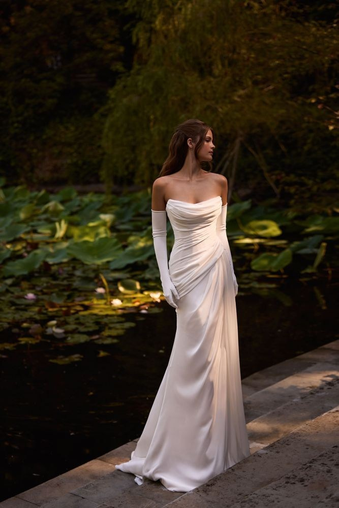 Образ невесты. Платье, макияж и укладка. Валеева Виктория | Свадебный фотограф в Ростове-на-Дону и Москве