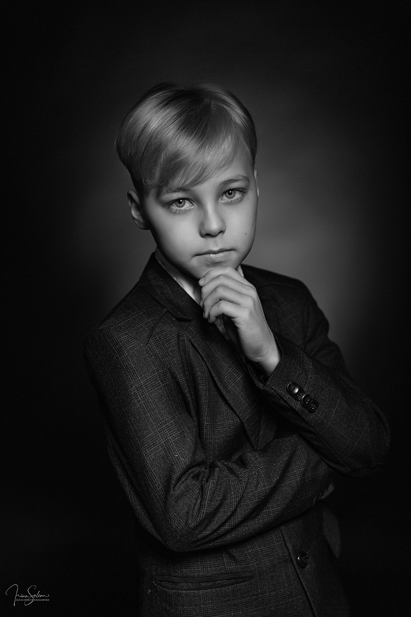 Классический портрет (Black & White). Детский и семейный фотограф в Екатеринбурге