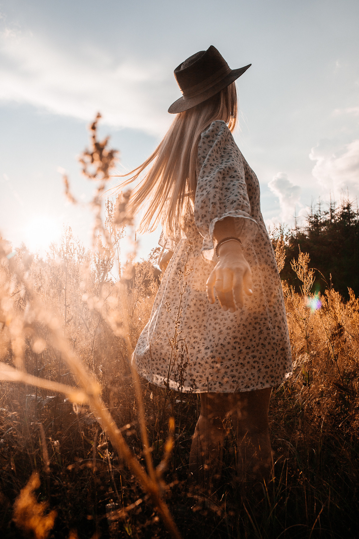 Катя. Прогулка по полям. Алёна Берёзка фотограф Минск