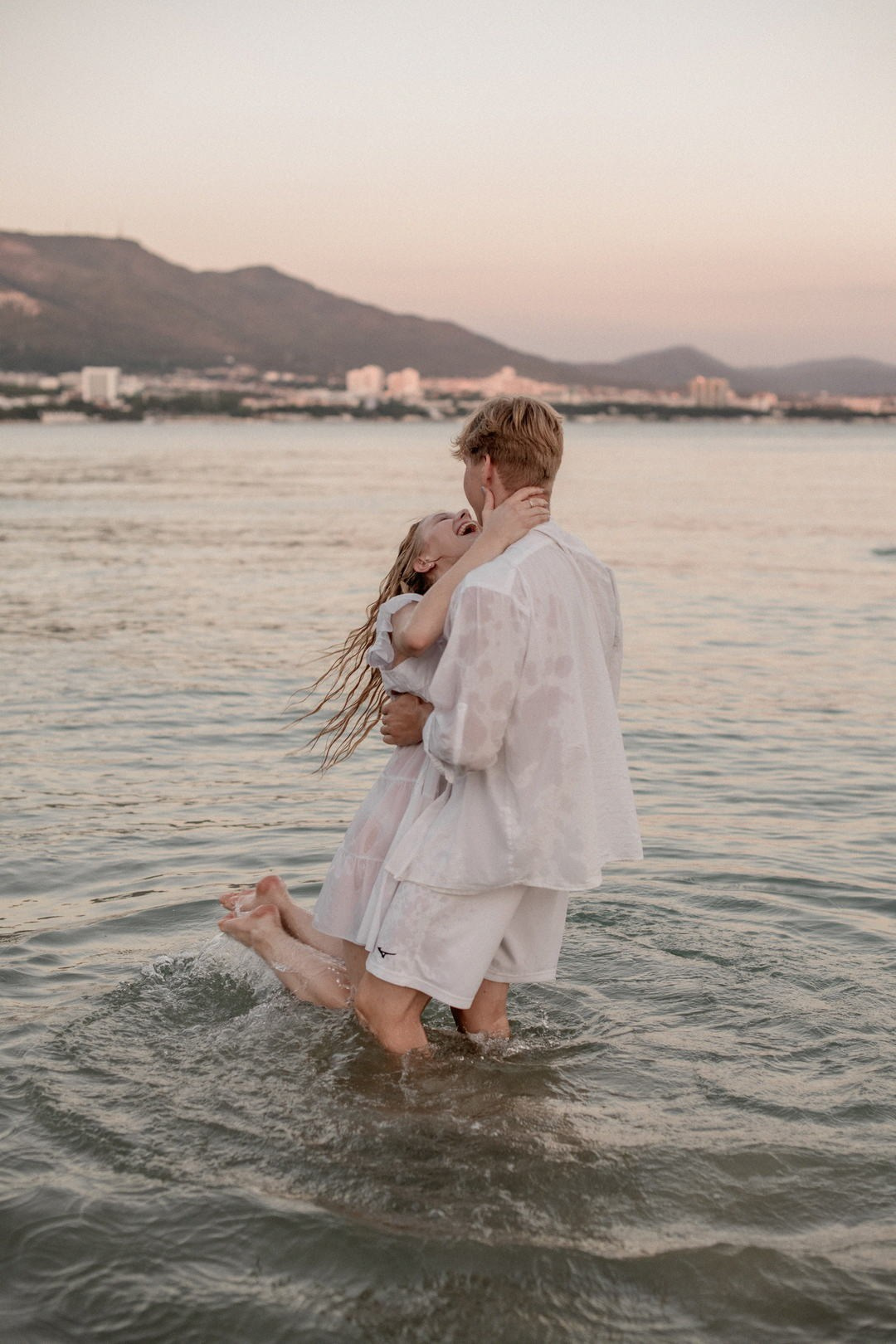 Фотосессия лавстори Дании и Ксения — фотограф Жанна Шестопалова