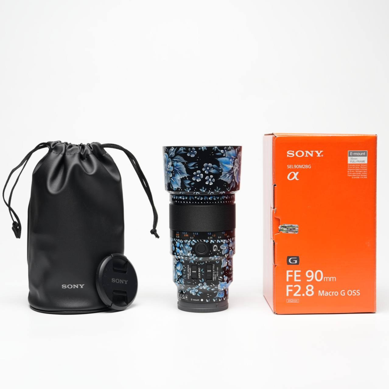 Sony 90 mm f 2,8 macro G «Гжель». Авторская роспись объективов. Превратите технику в арт-объект