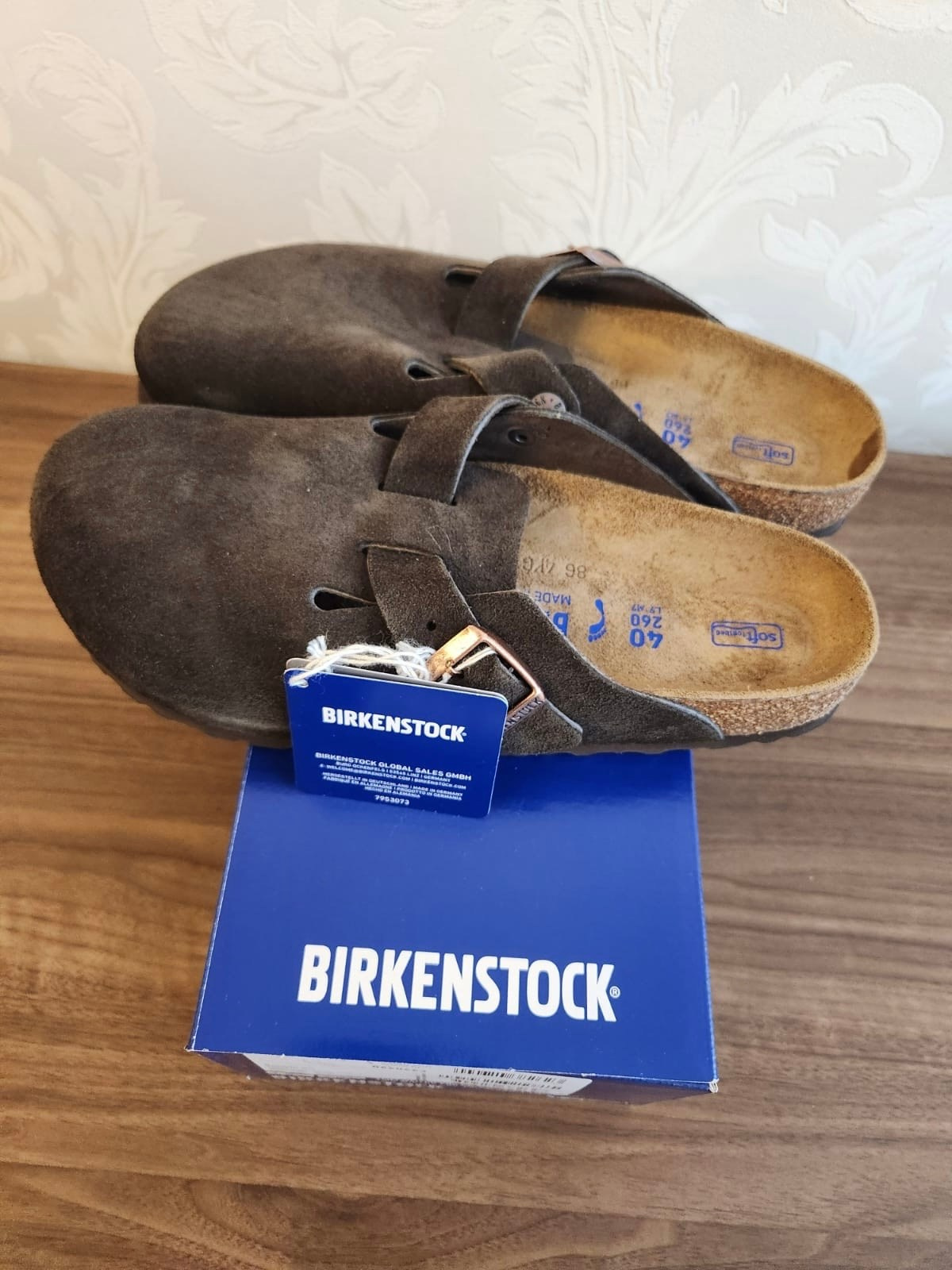 Birkenstock и Crocs. Ваш байер во Франции