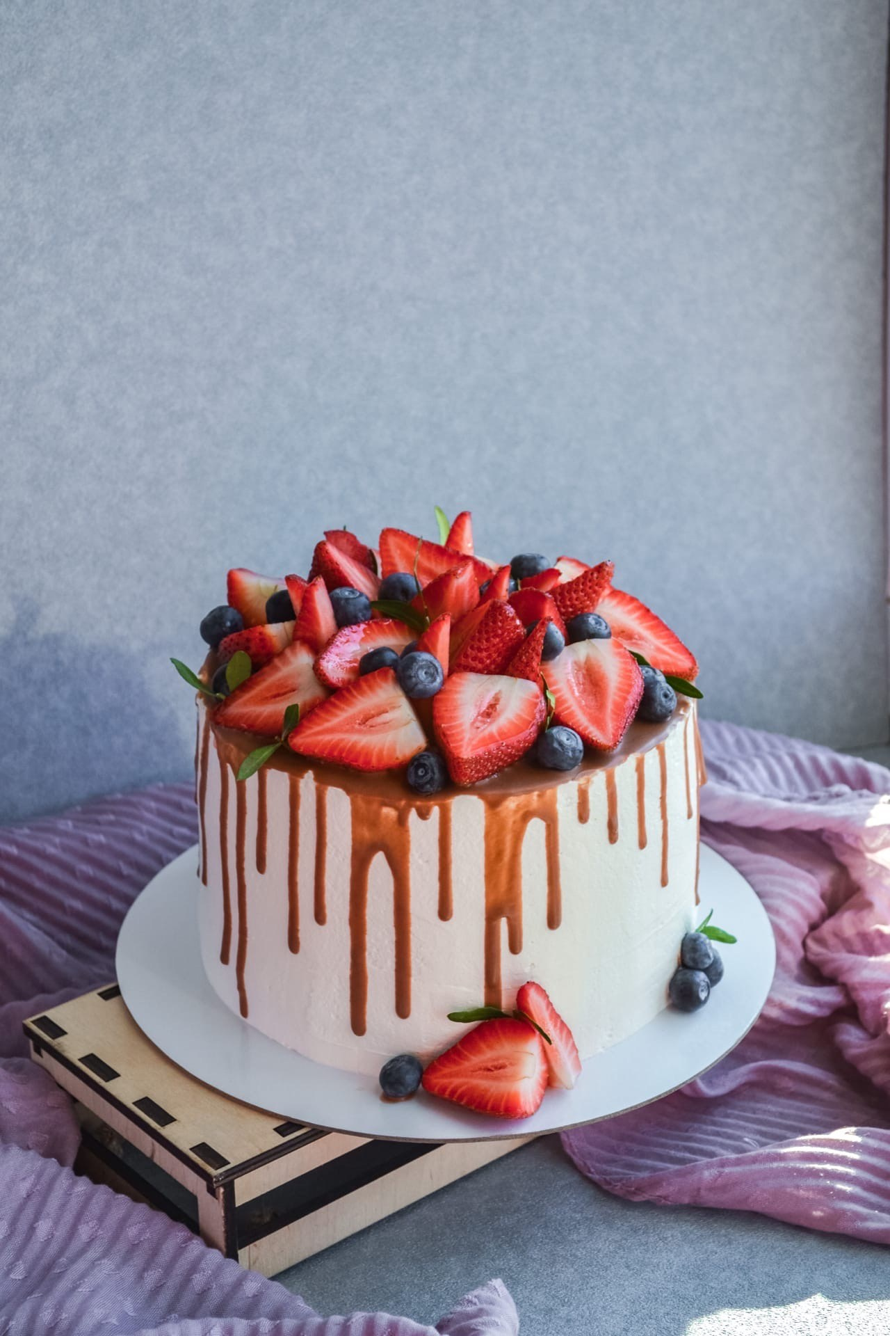 Торты на праздники. Семейная кондитерская. Торты и десерты на заказ в Москве и области