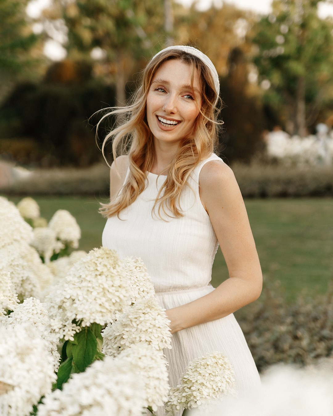 Катя и гортензии. Свадебный фотограф Краснодар Марина Зверева