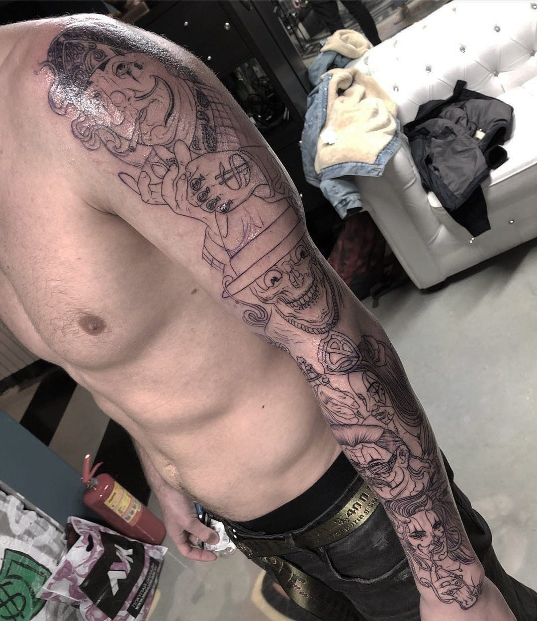Руки. Тату-мастер в Краснодаре — Рашид