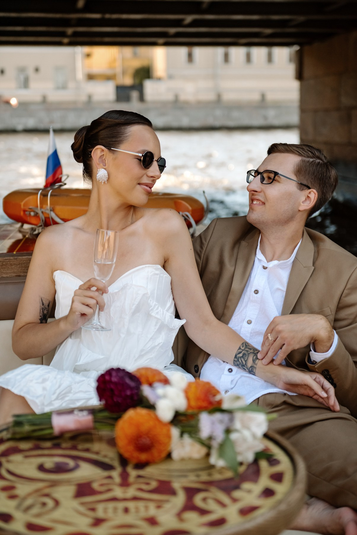 Свадьба на катере. Свадебный и сеейный фотограф в Санкт-Петербурге Елена Худякова