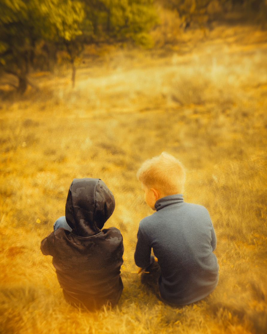 Море радости и света, запечатленные в волшебных детских репортажных фотографиях, переносят нас в мир криков восторга и эмоций, пропитанный магией праздничной фотосессии. Фотограф: Alexander Veselkov - Photographer | AV.