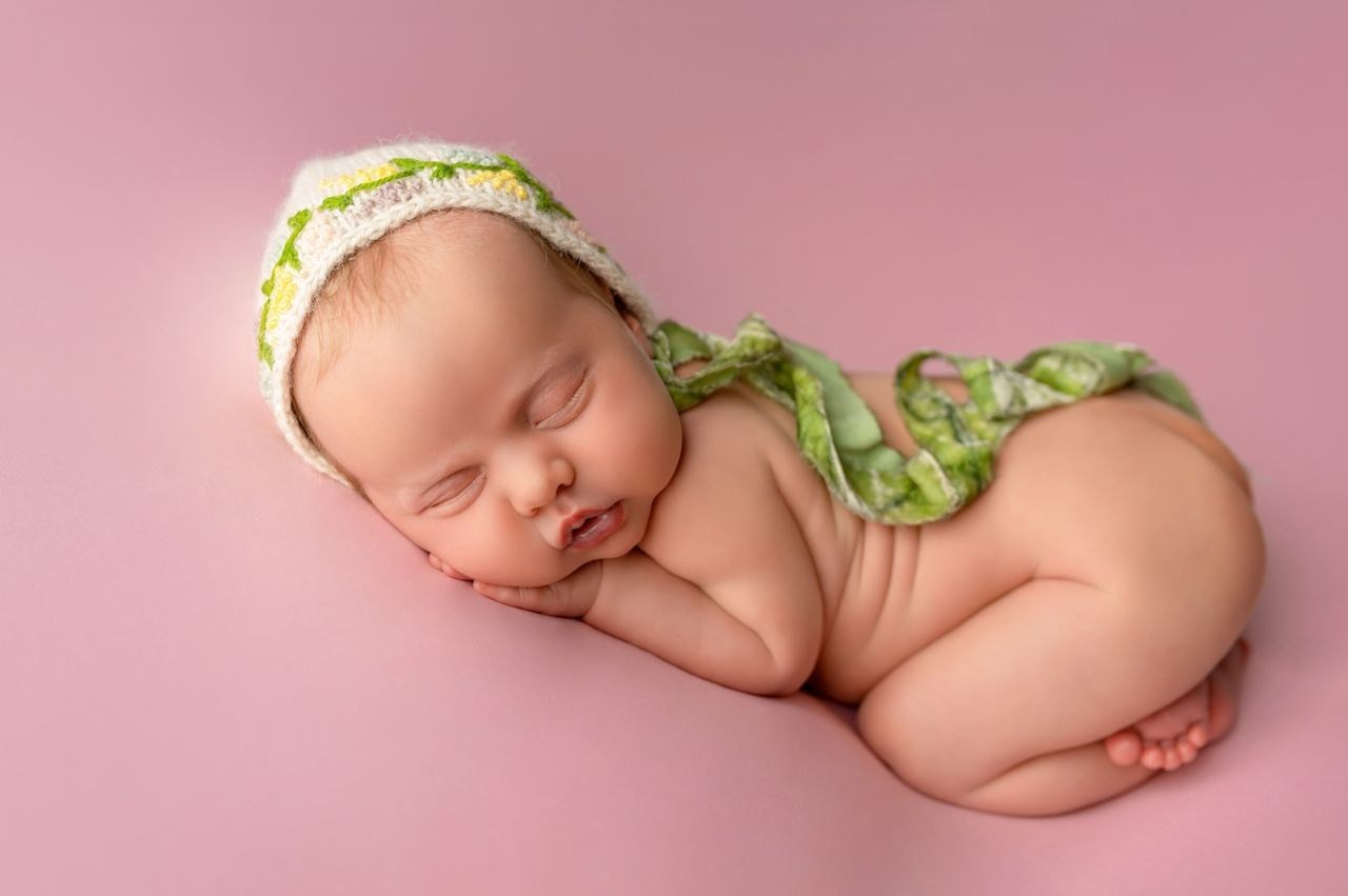 Новорожденные девочки. Детский фотограф в городе Жуковский Алиса Коробанова