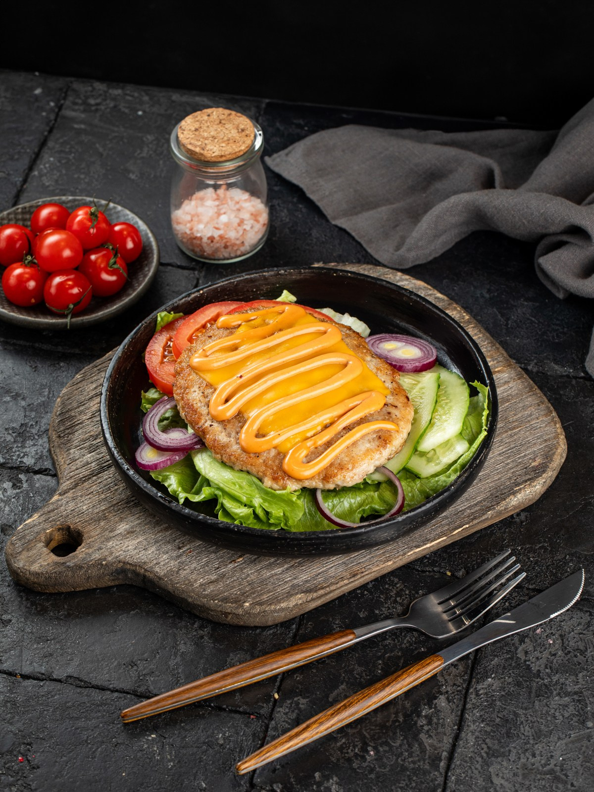 Клевер Мясо. Фудфотограф, фудстилист и сет дизайнер в Москве Алена Синицына