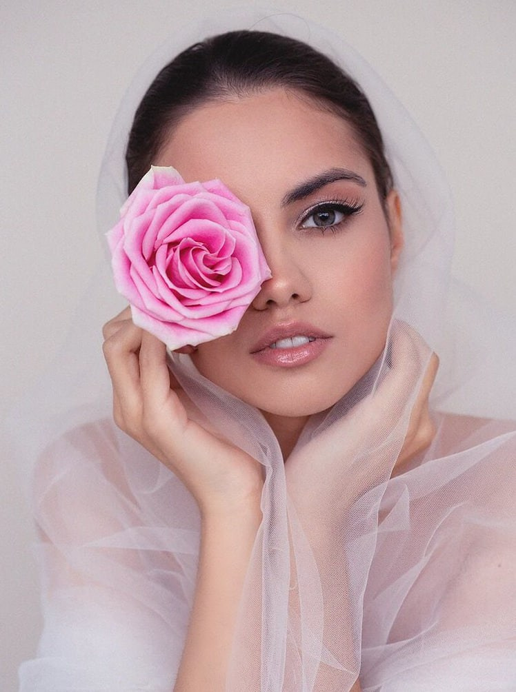 Анастасия, 42-44, рост 170. KED Production — продакшн из СПб. Создаём фото, видео и контент, который помогает брендам и селлерам продавать больше