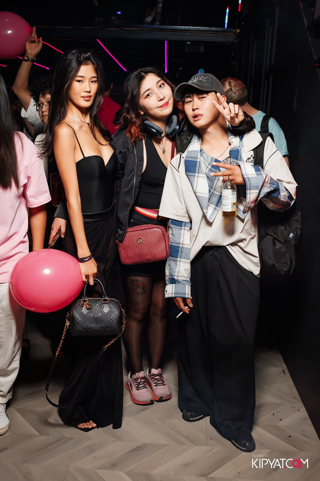 ОТКРЫТИЕ НОЧНОГО КЛУБА ICON. КИПЯТКОМ АЛМАТЫ!