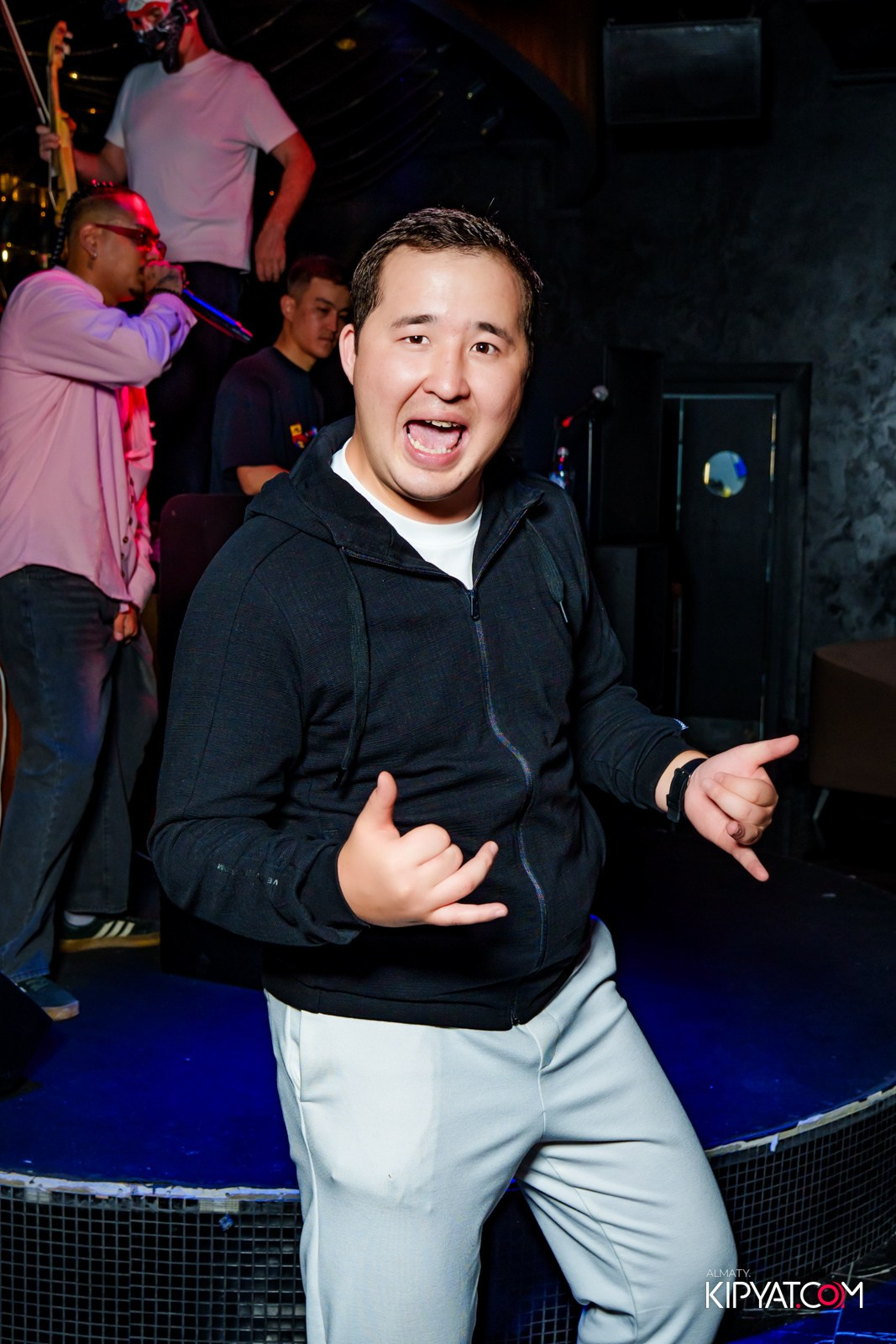 MOOD KARAOKE S TERRACE. КИПЯТКОМ АЛМАТЫ!