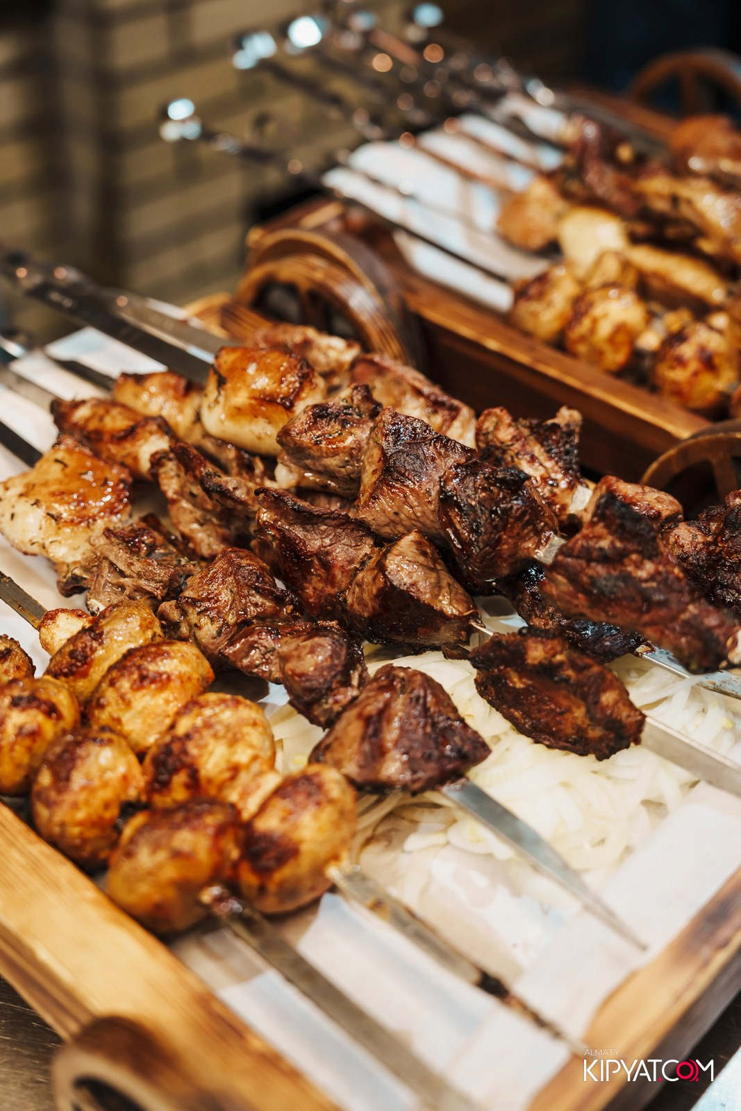 ДАДИАНИ. КИПЯТКОМ АЛМАТЫ! Фотосъемка мероприятий в Алматы