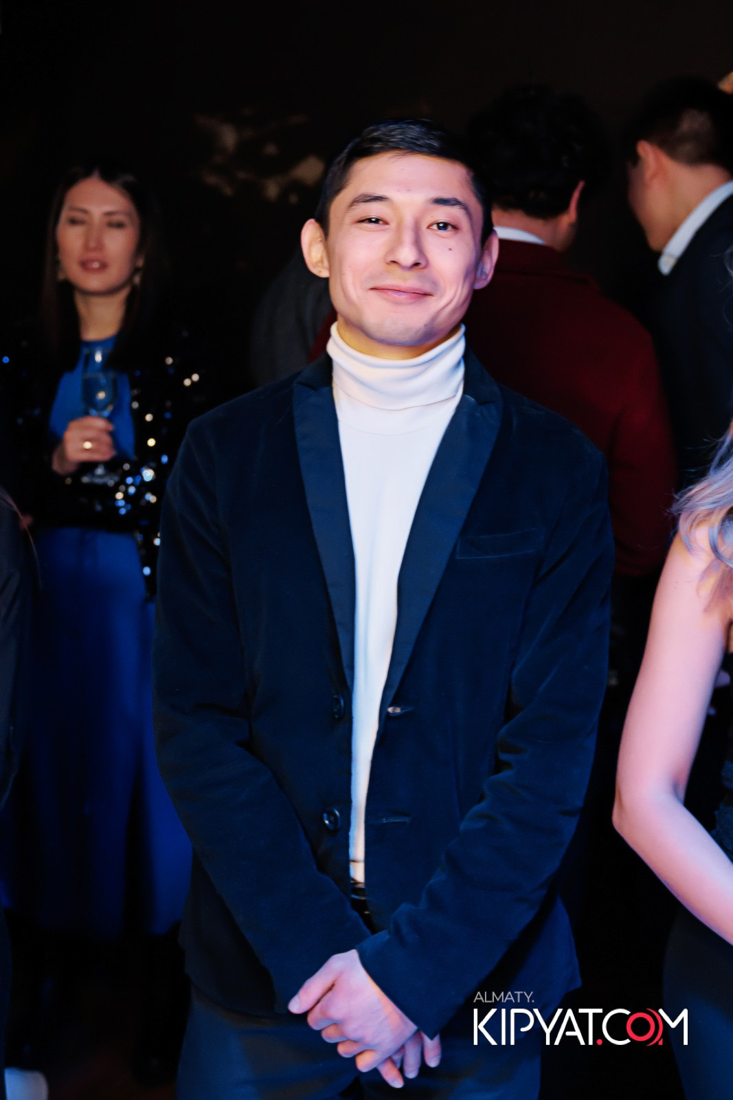 OBLAKO LOUNGE BAR. КИПЯТКОМ АЛМАТЫ!