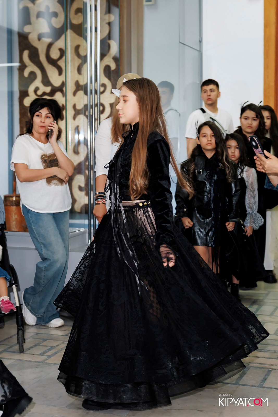 JUNIOR MODELS SHOW. ПЕРФОМАНС НОЧЬ В МУЗЕЕ. КИПЯТКОМ АЛМАТЫ! Фотосъемка мероприятий в Алматы