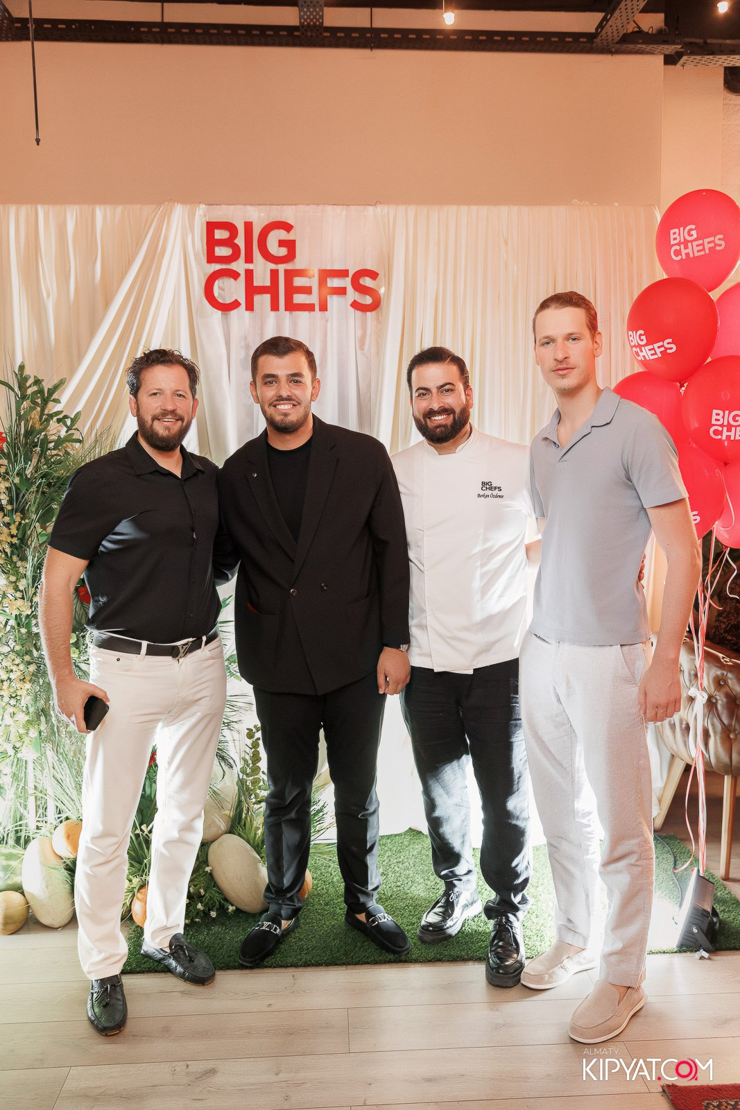 ОФИЦИАЛЬНОЕ ОТКРЫТИЕ РЕСТОРАНА BIG CHEFS. КИПЯТКОМ АЛМАТЫ!