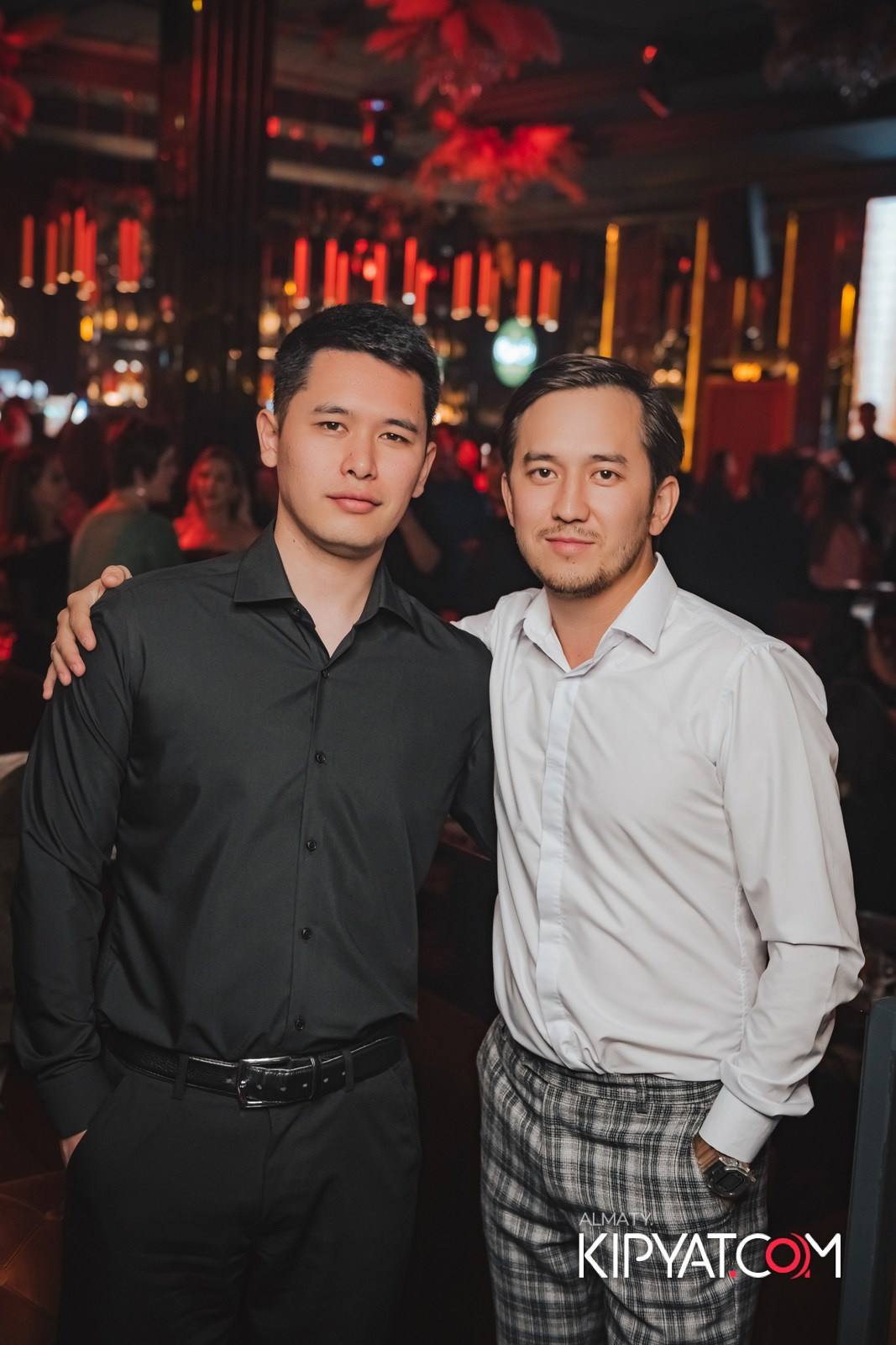 БАР ПАНАЕХАЛИ НА ДОСТЫК. КИПЯТКОМ АЛМАТЫ!