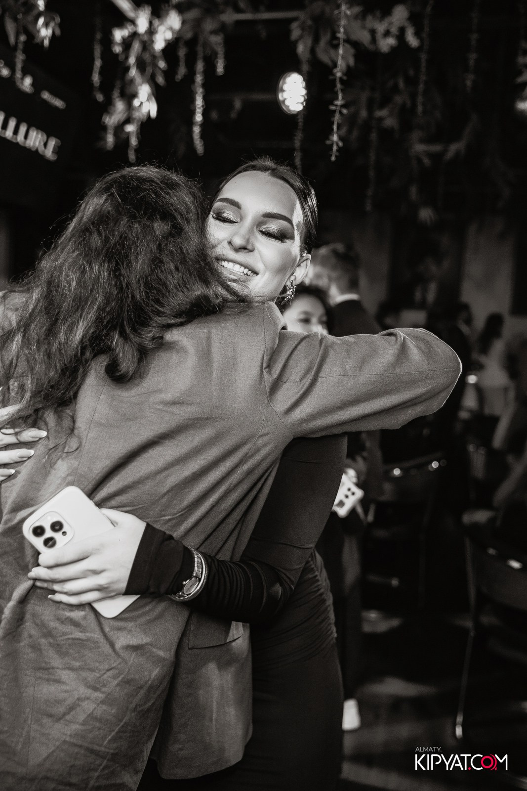 ПРЕЗЕНТАЦИЯ ЖУРНАЛА «VELLURE». КИПЯТКОМ АЛМАТЫ!