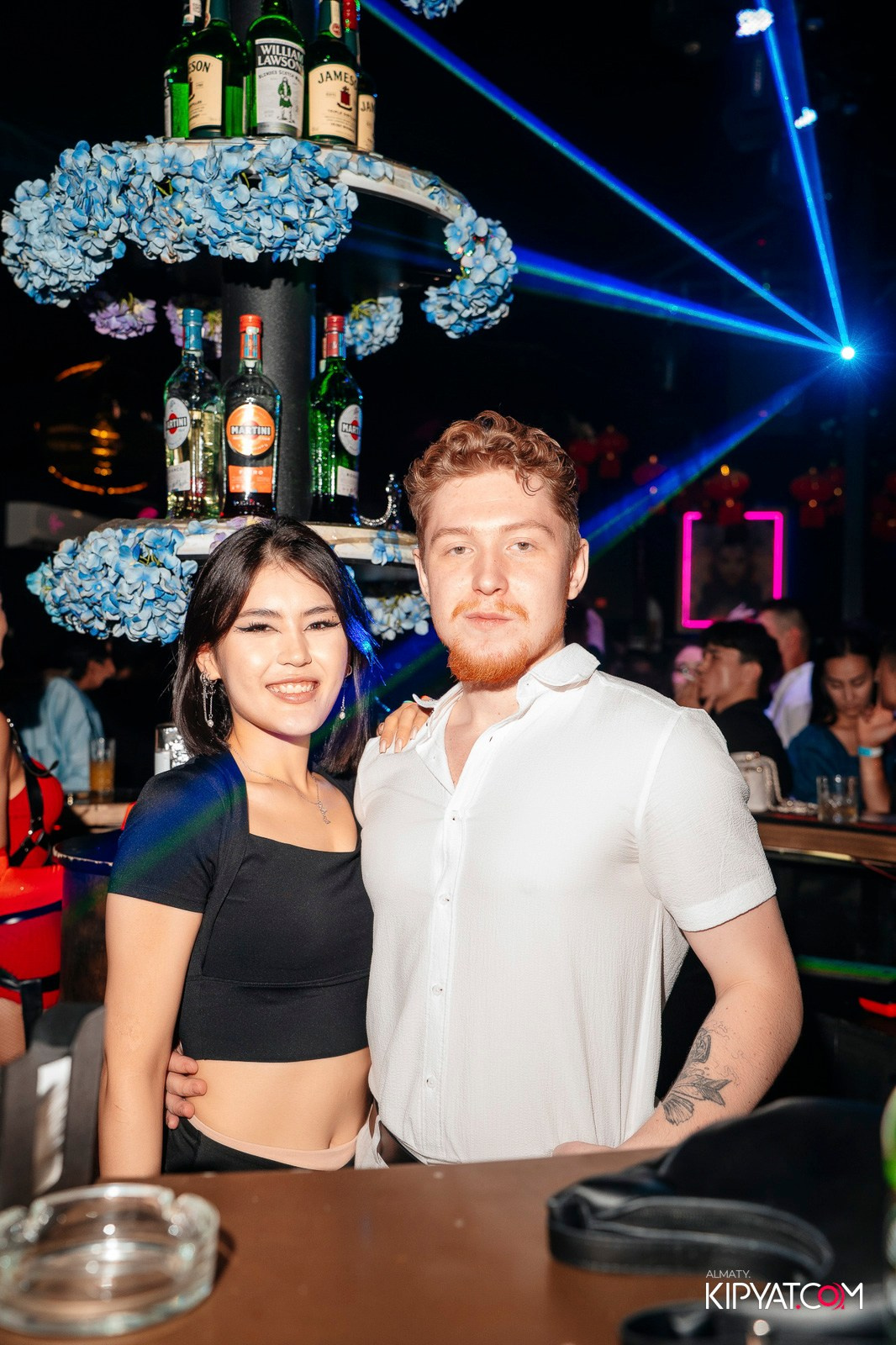 UYAT EMES BAR. КИПЯТКОМ АЛМАТЫ!