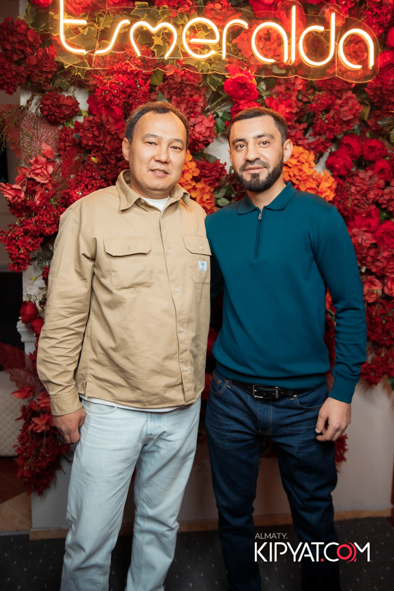 ДЕНЬ РОЖДЕНИЯ КАФЕ ЭСМИРАЛЬДА. КИПЯТКОМ АЛМАТЫ!
